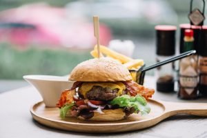 burger goralski beskidzki gdzie Beskidzki Burger – ranking miejsc z najlepszą wołowiną i rzemieślniczymi bułkami