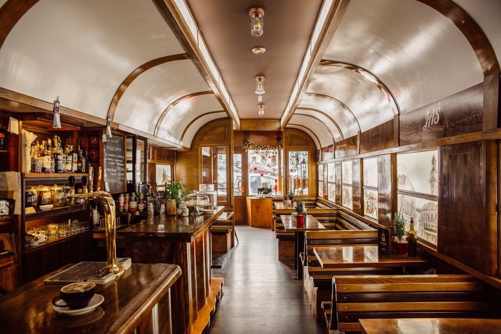 Tramwaj Cafe w Cieszynie - kawa z historycznym klimatem 1 Tramwaj Cafe kawiarnia Tramwaj Cafe w Cieszynie - kawa z historycznym klimatem