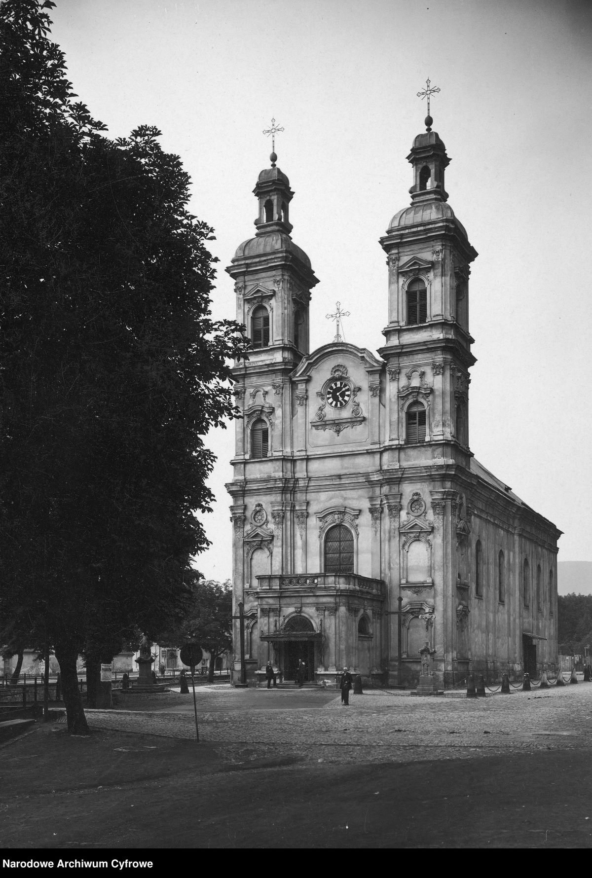 Bielsko-Biała na archiwalnych zdjęciach. Tak wyglądało miasto przed laty - GALERIA 14 kosciol opatrzonosci bozej 1933 Bielsko-Biała na archiwalnych zdjęciach. Tak wyglądało miasto przed laty - GALERIA