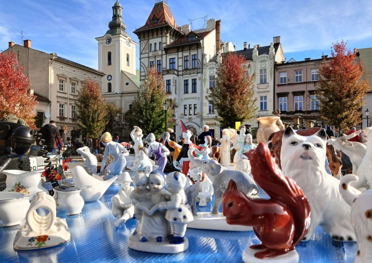 Weekend w Bielsku-Białej i Beskidach 18-20 września. Rajd Wisły, koncerty i Dni Wapienicy 1 Giełda Staroci w Bielsku-Białej